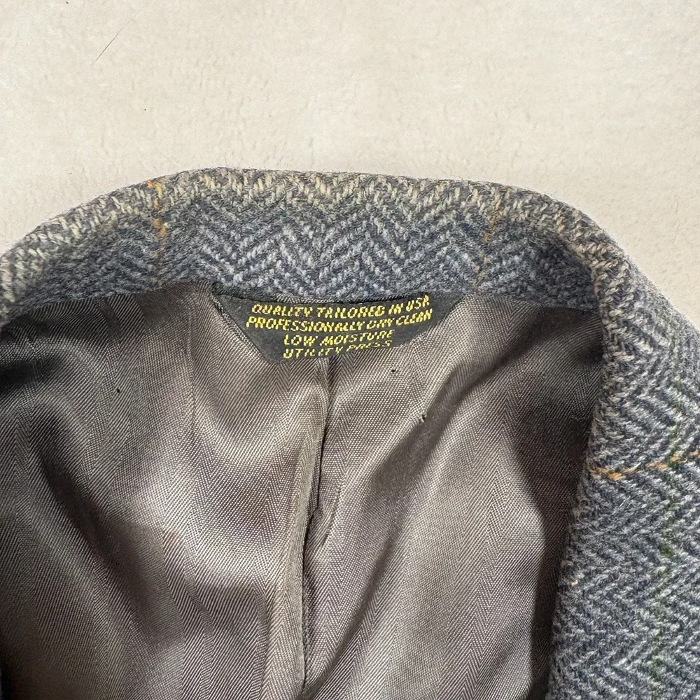 College Town Clothes Mens Wool Blazer Gray Herringbone Plaid Sport Coat Vintage
